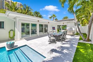 Steps to Beach Heated Pool Kiwi Key Residences - 2