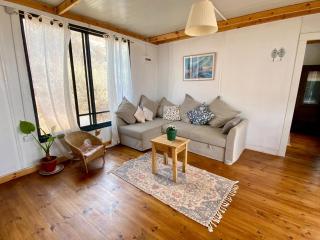 נוף אחר - Point Of View - 1