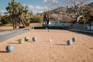 The Hoopa House - Pickleball Hot Tub Views - 8