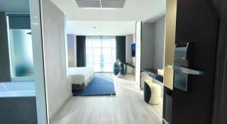 Glacier Hotel Khon Kaen - 4