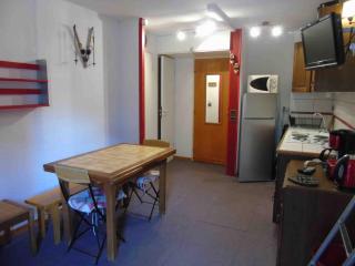 Studio cabine près télécabine, wifi, parking, 4 pers - FR-1-561-68 - 0