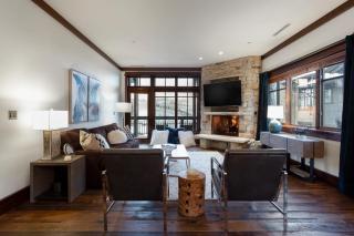 Arrowleaf Lodge- Two Bedroom Residence #209 condo - 9