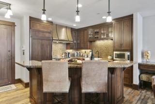Arrowleaf Lodge- Two Bedroom #401 condo - 8