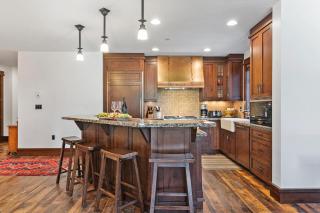 Arrowleaf Lodge at Deer Valley Resort - Three Bedroom Residence #110 condo - 7