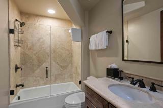 706 - Three Bedroom Deluxe Silver Strike condo - 3