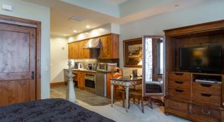 Shooting Star Lodge at Deer Valley Resort - Studio #102 Hotel Room - 0