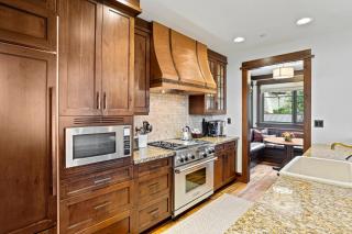 Arrowleaf Lodge at Deer Valley Resort - Three Bedroom Residence #203 condo - 2