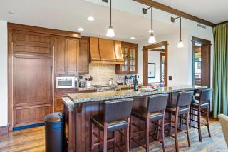 Arrowleaf Lodge at Deer Valley Resort - Three Bedroom Residence #203 condo - 1