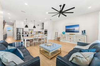 40 8th Avenue - 9