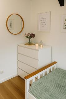 4 Schlafzimmer,2 Bäder, vollausgestatte Küche,Parkplatz,Wlan - 9