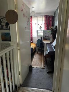 Cosy single room in London Wembley - 4