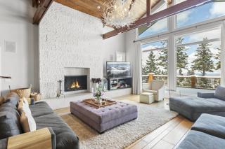 6977 Silver Lake Drive - 5 Bedroom Private Home with Hot Tub home - 5