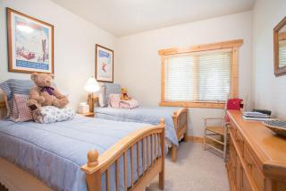 Bristlecone at Deer Valley Resort - Three Bedroom Condo with Hot Tub #101 condo - 5