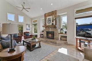Solamere Drive Home at Deer Valley Resort - 6 Bedroom Home with Hot Tub #3220 home - 0