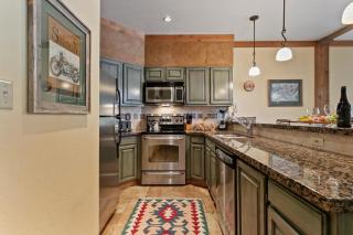 Powder Run at Deer Valley Resort - Two Bedroom Condo with Hot Tub #A13 condo - 5