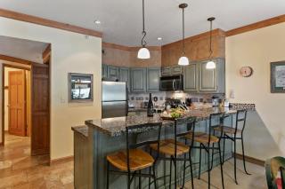 Powder Run at Deer Valley Resort - Two Bedroom Condo with Hot Tub #A13 condo - 4