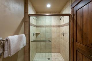 Queen Esther at Deer Valley Resort - Three Bedroom Condo with Hot Tub #2358 condo - 1