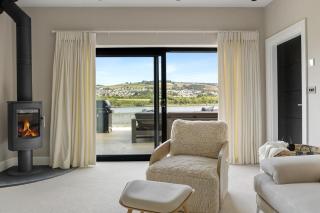 Gable View - Luxury Riverside Sanctuary - 4