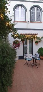 Pátio da Villa - Coruche Boutique Guest House - Coruche - 2