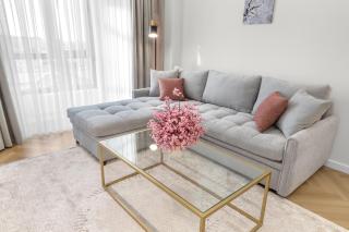 Black Tower Premium Apartment, City View and New Euro Renovation - 5