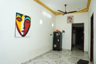 The Last Stop Backpackers Hostel - 3