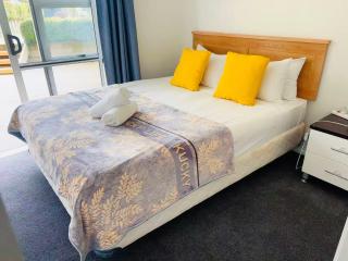 2 bedrooms, start your journey - 4