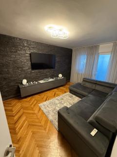 Apartamentul lui Radu - 3