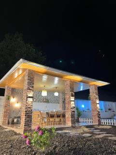 Mountain view bungalow - 9