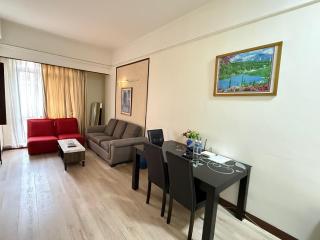 Signature Suite at Time Square by Regal - 9