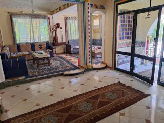 Princess Square Hotel - 2