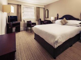 Mercure Perth Hotel - 1