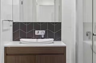 South Brisbane 1BR w-Parking Wi-Fi Dining - 2
