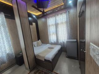 Dev Hotel Mansarovar - 5