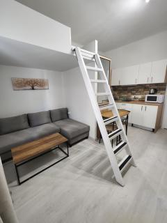 Kallithea VIP Apartments - 9
