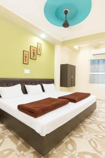 Hotel P Palace Near Near Shri Mahakaleshwar Jyotirlinga Temple - Fully Air Conditioned Rooms With Wi-fi - Free Parking Available - Luxuary Hotel In Ujjain - 0