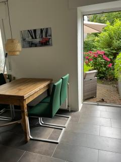 THE GREEN DOOR - 40 qm Hinterhaus mit Terrasse für 4-5 - 5