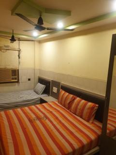 sam galaxy guest house - 2
