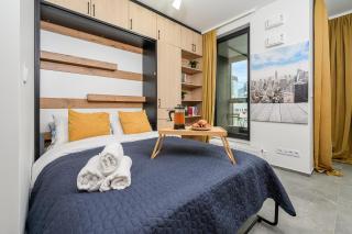 Lumina Premium Apartments on 15th Floor - 0