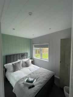 Sutton Fields Chalet - 2