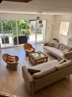 Villa Carry Piscine Sauna Jacuzzi - 2