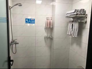 Aisen Apartment Huainan Wanda Plaza Near City Center - 5