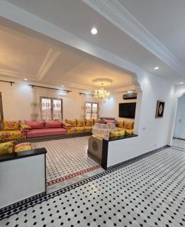 Riad Gogo - 1