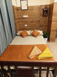 Harichandhanam Inn - Entire Flat, Ground Floor, 200m From East Nada Guruvayur - 2