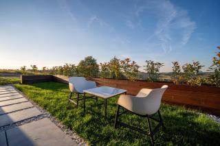 Casa Deluxe in Sinteu - intersectia intre modern si linistea naturii - 7