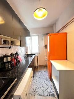 Gorgeous New Apartment in Cihangir 2BR, 2AC, Lift - 5