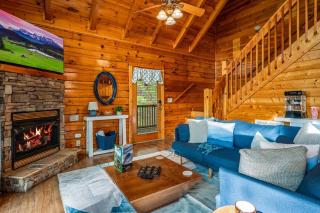 Blackberry Cobbler - Private Fall Escape, Hot Tub, Scenic Views, Dogs - 2