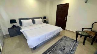Luxury Loft Living Sleek, Modern and Central 2BR - 7