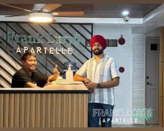 Frank Lloyd Apartelle - Manille - 1