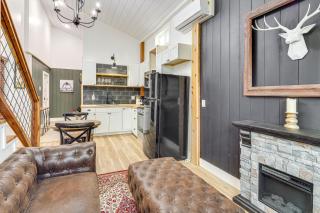 Luxe Stable Suite Farm Stay in Lebanon! - 2