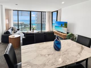 Oracle 11th floor Tower 1 - GC Getaways - 1